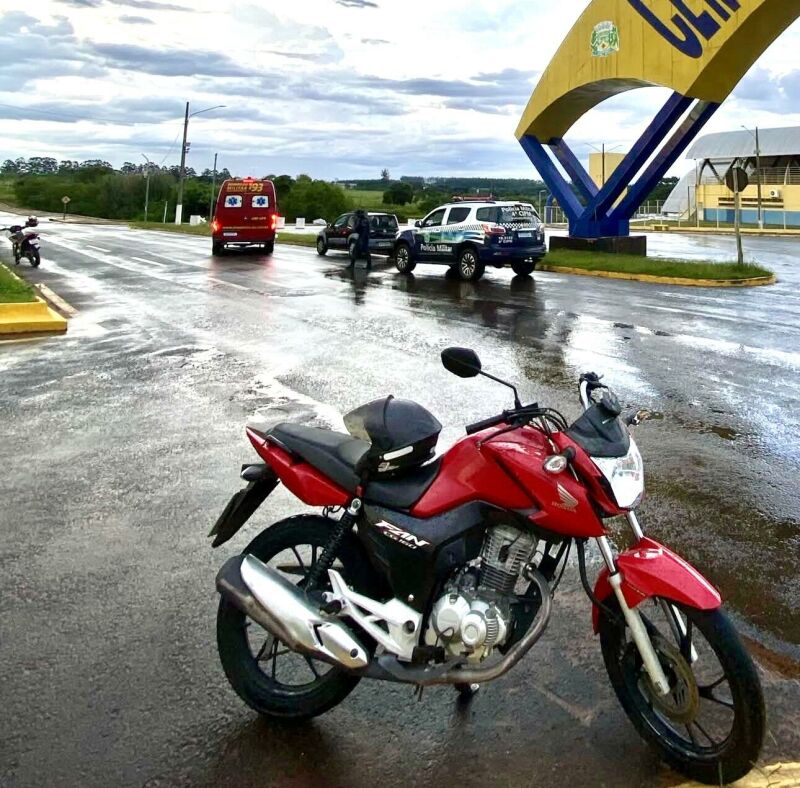 Imagem ilustrativa da matéria Colisão entre duas motos deixa três feridos em frente ao Centro de Eventos Ramez Tebet, em Costa Rica